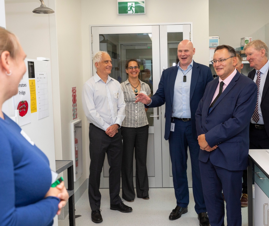 Tour of the new Genomics Research Building